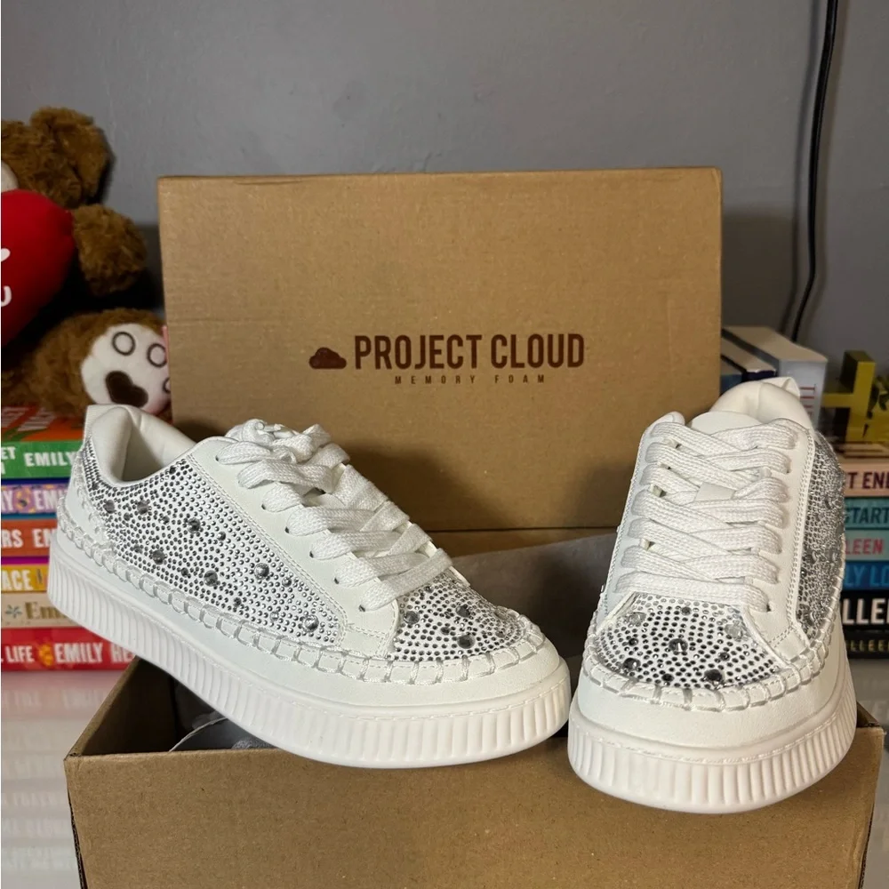 Project Cloud Women's White Sneakers - Picture 1 of 5